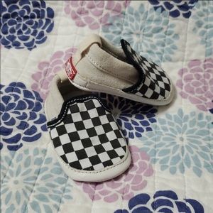 Baby vans!!!! Authentic, nwot, suede & canvas sz 1
